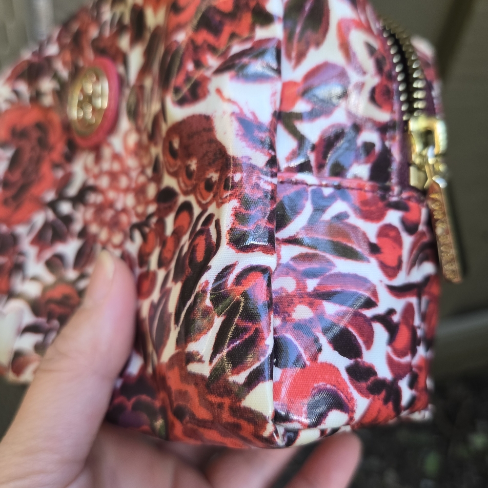 Tory Burch Red Floral Cosmetic Bag - Picture 10 of 16
